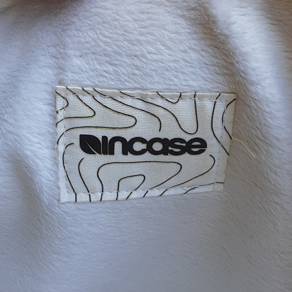 Incase Laptop case - Picture 5 of 5